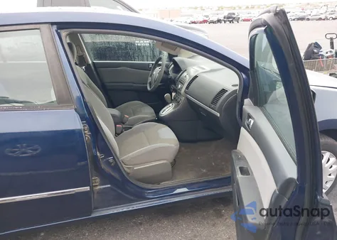 2011 Nissan Sentra 2.0S z USA, uszkodzony, nr VIN 3N1AB6AP4BL715031